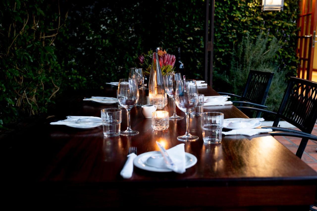 Noordhoek Village Hotel מראה חיצוני תמונה