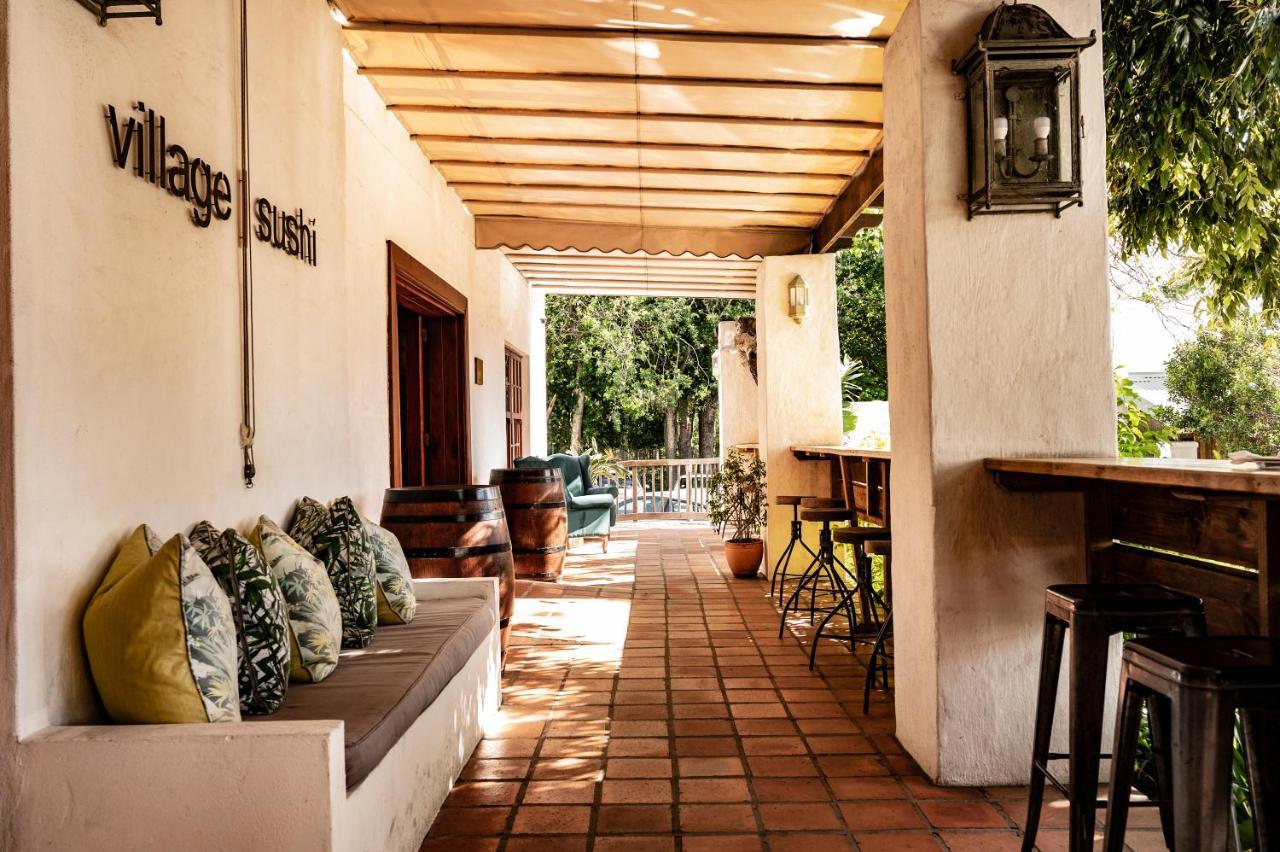 Noordhoek Village Hotel מראה חיצוני תמונה