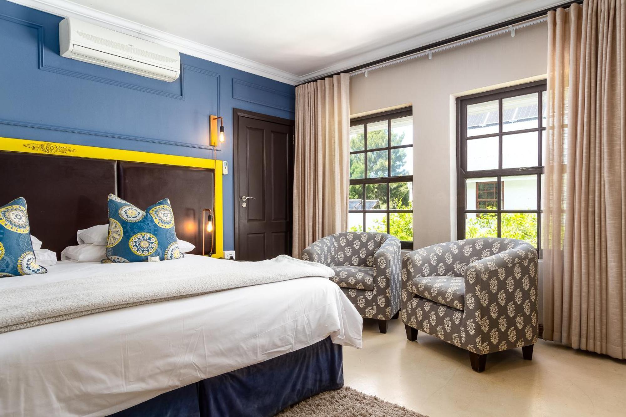 Noordhoek Village Hotel מראה חיצוני תמונה