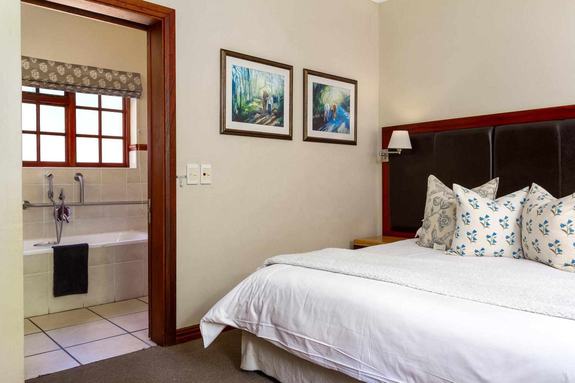 Noordhoek Village Hotel מראה חיצוני תמונה