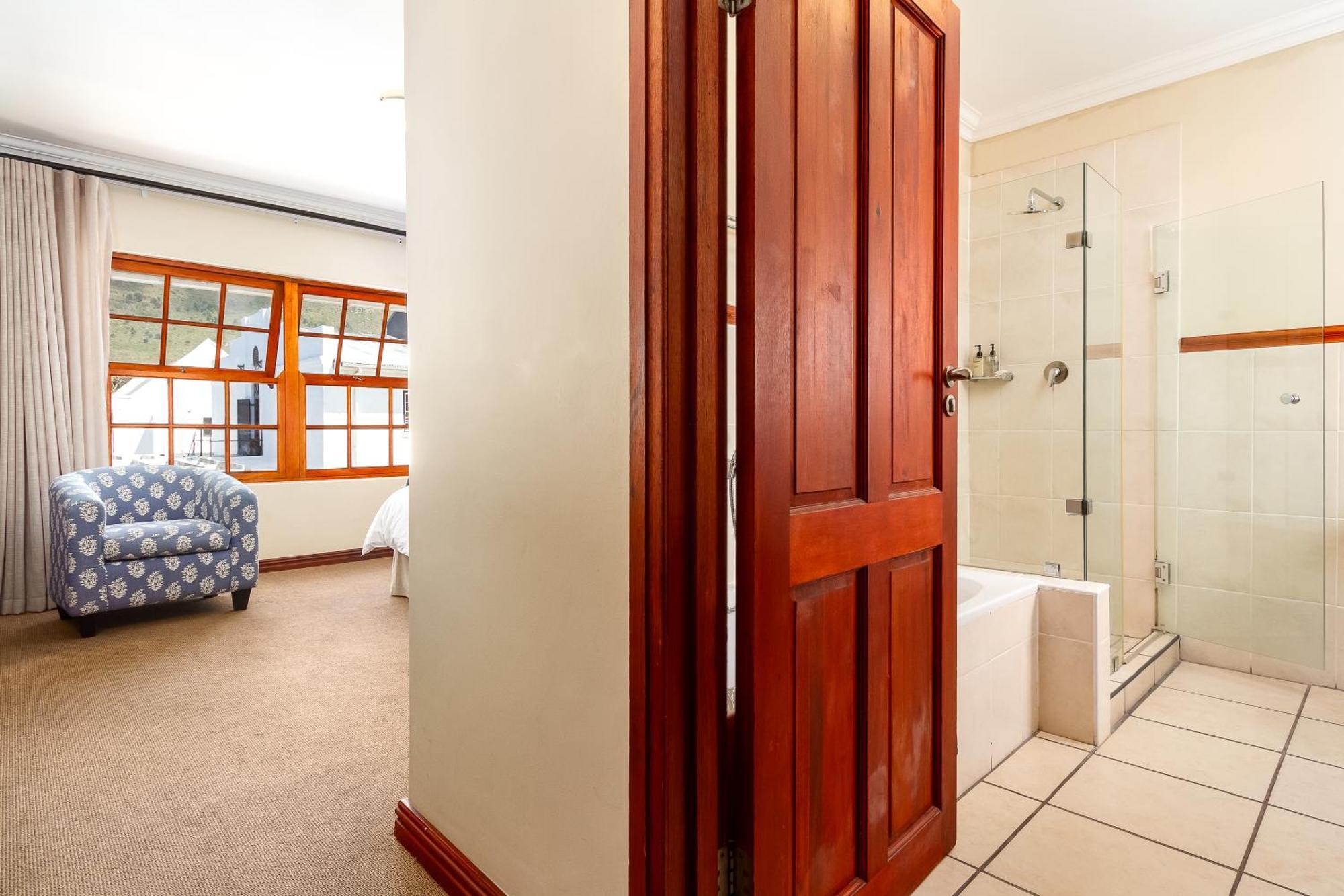 Noordhoek Village Hotel מראה חיצוני תמונה